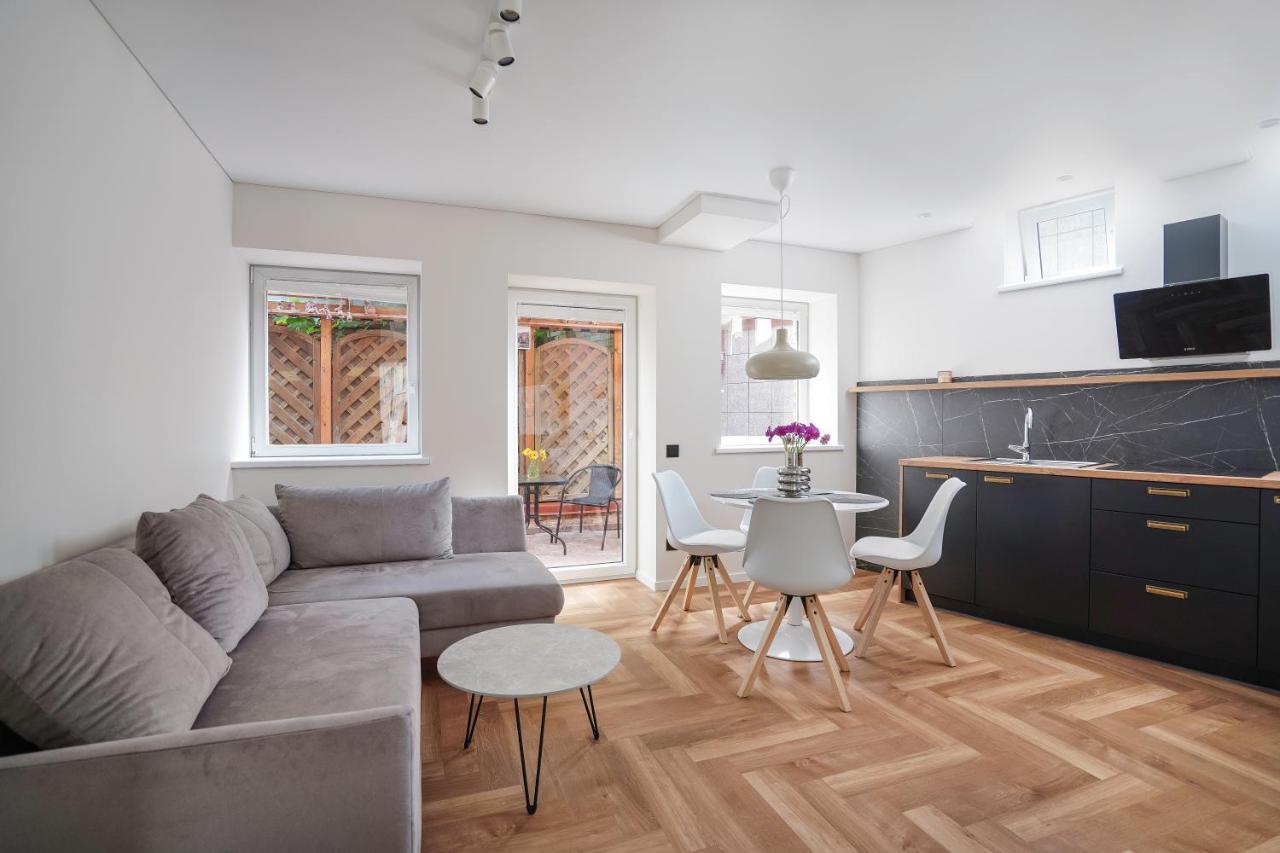 Exclusive Oldnew Apartments In City Center Panevėžys Exterior foto